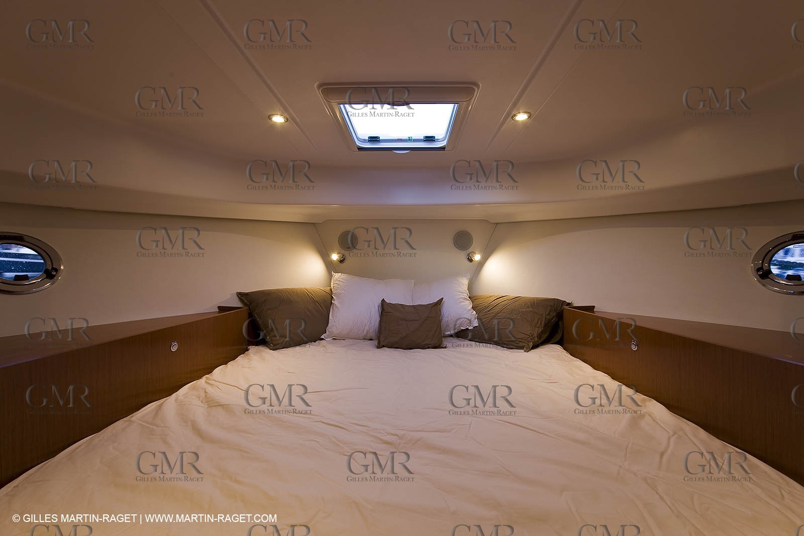 22 06 2009 - Ile d'Yeu (FRA,85) - Chantier Bénéteau - Trawler 34