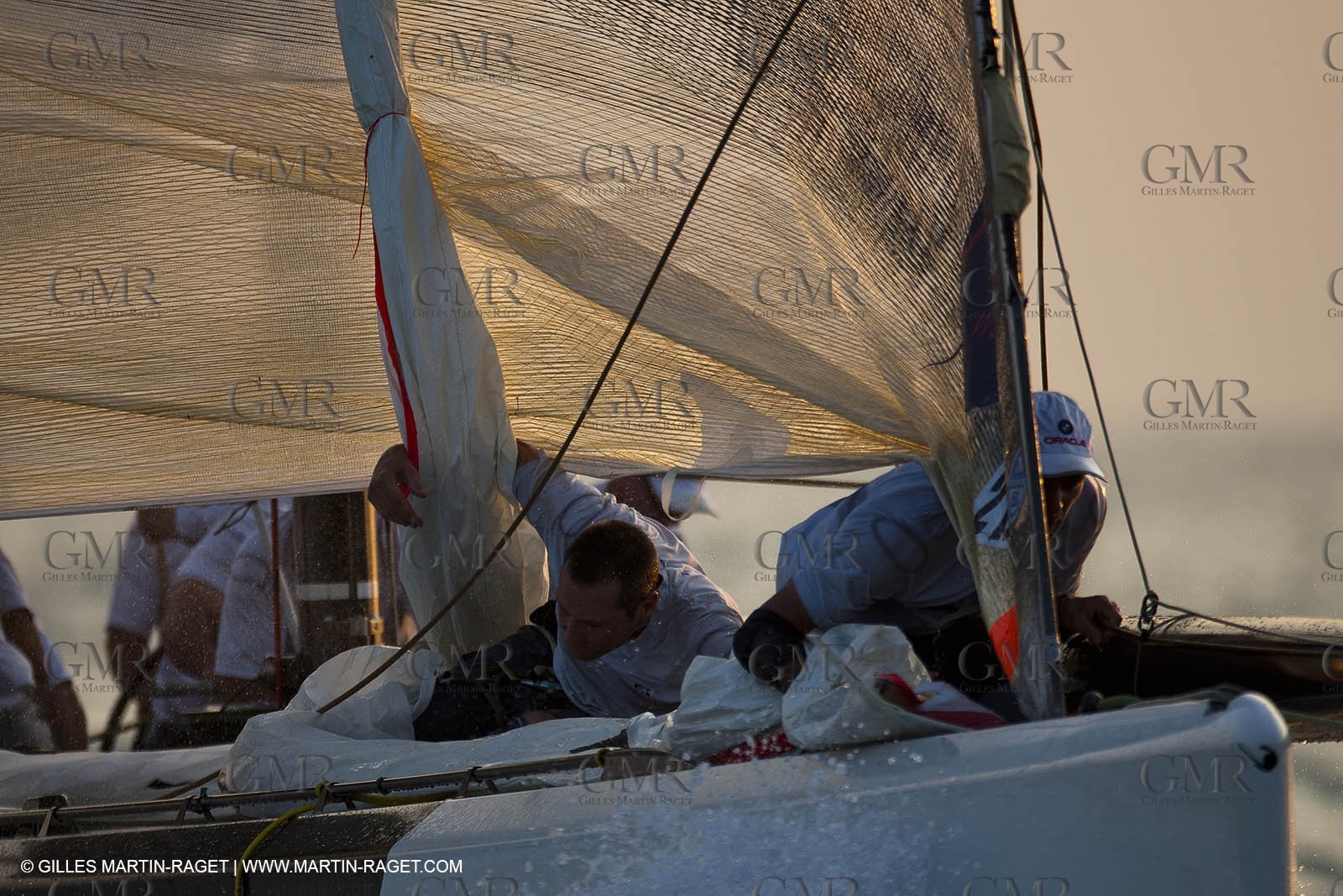 21 11 2010 - Dubai (UAE) - Dubai Louis Vuitton Trophy -  Round 2 - BMW ORACLE Racing