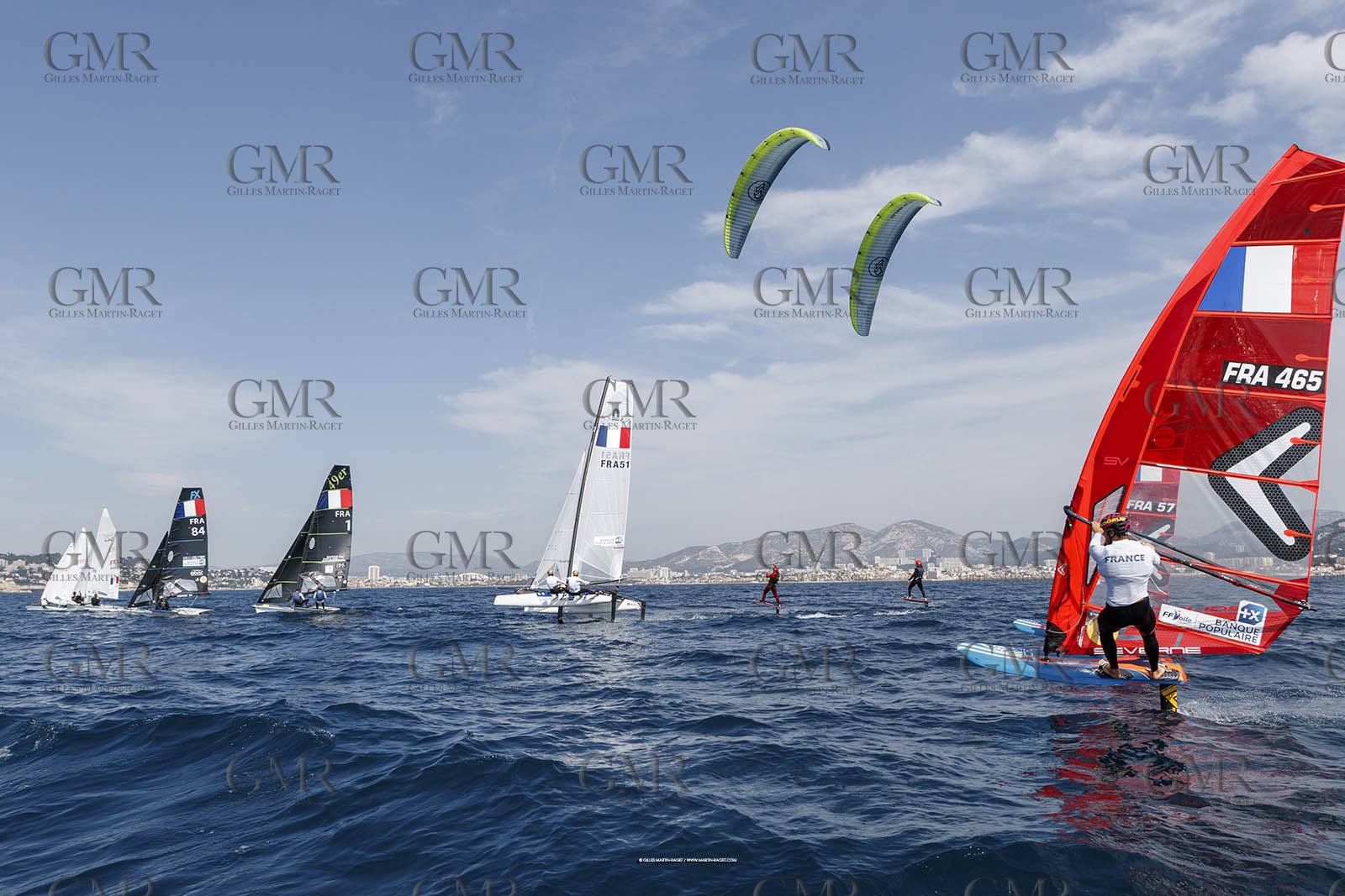 15 04 2024, Marseille (FRA), présentation des sélectionnés olympiques français en voile pour les Jeux Olympiques de Paris 2024.  Alex Mazella (Kite hommes - Formula Kite); Laurianne Nolot (Kite femmes - Formula Kite); Nicolas Goyard (Planche à voile hommes - iQFoil); Hélène Noesmoen (Planche à voile femmes- iQFoil); Camille Lecointre-Jeremie Mion (dériveur double mixte - 470); Louise Cervera (Dériveur femmes - ILCA 6); Jean-Baptiste Bernaz (Dériveur hommes - ILCA 7); Tim Mourniac - Lou Berthomieu (Multicoque mixte - Nacra 17); Clément Péquin - Erwan Fischer (Skiff hommes - 49er); Sarah Steyaert-Charline Picon (Skiff femmes - 49er FX).
