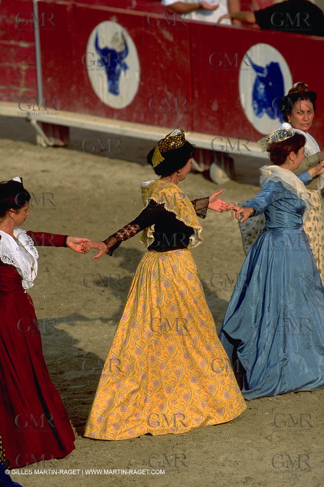 Women of Arles in traditional costume