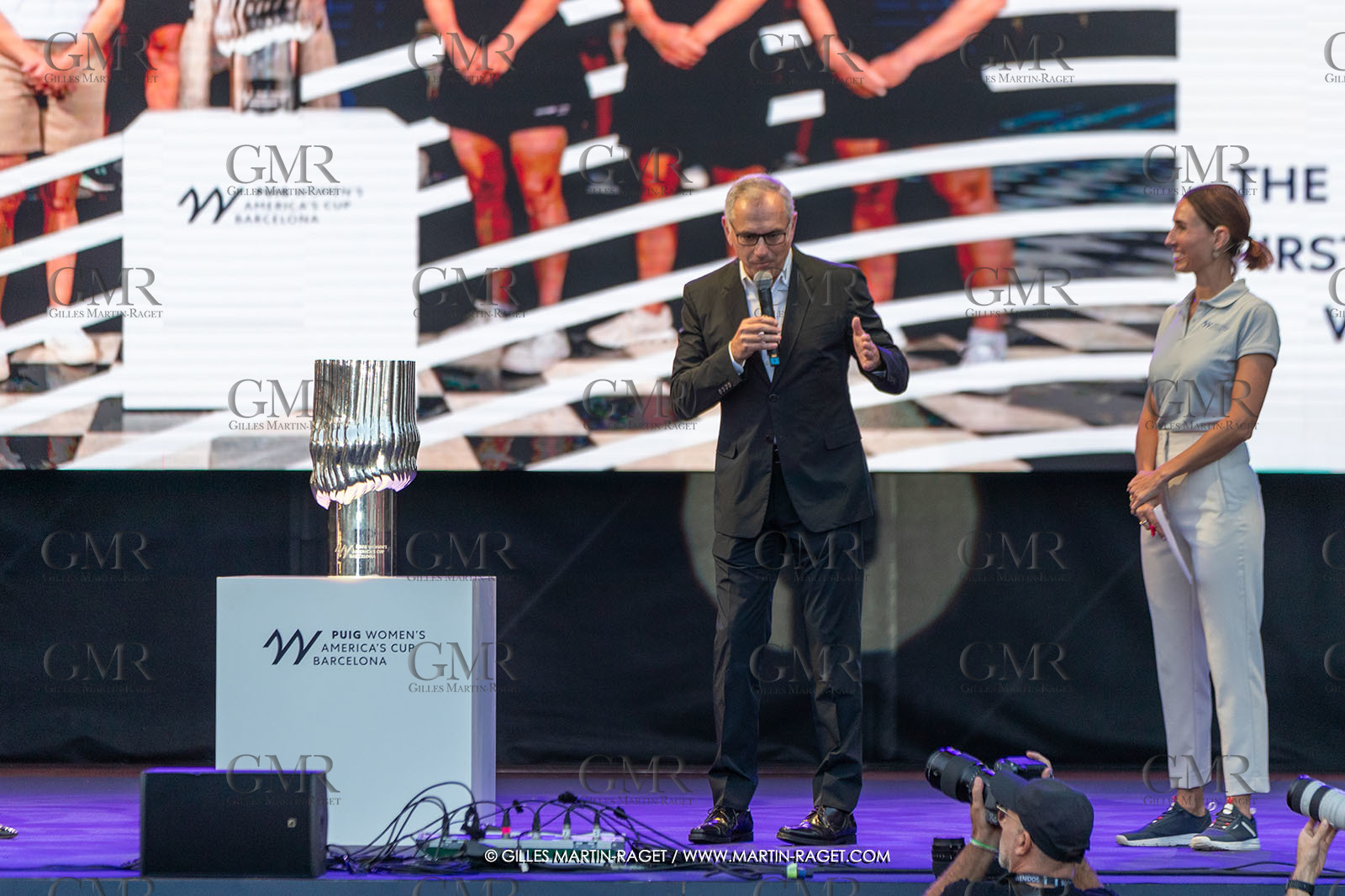 13 10 2024, Barcelona (ESP), Louis Vuitton 37th America's Cup, Final Match, Race Day 2, Puig Women America's Cup Prizegving
