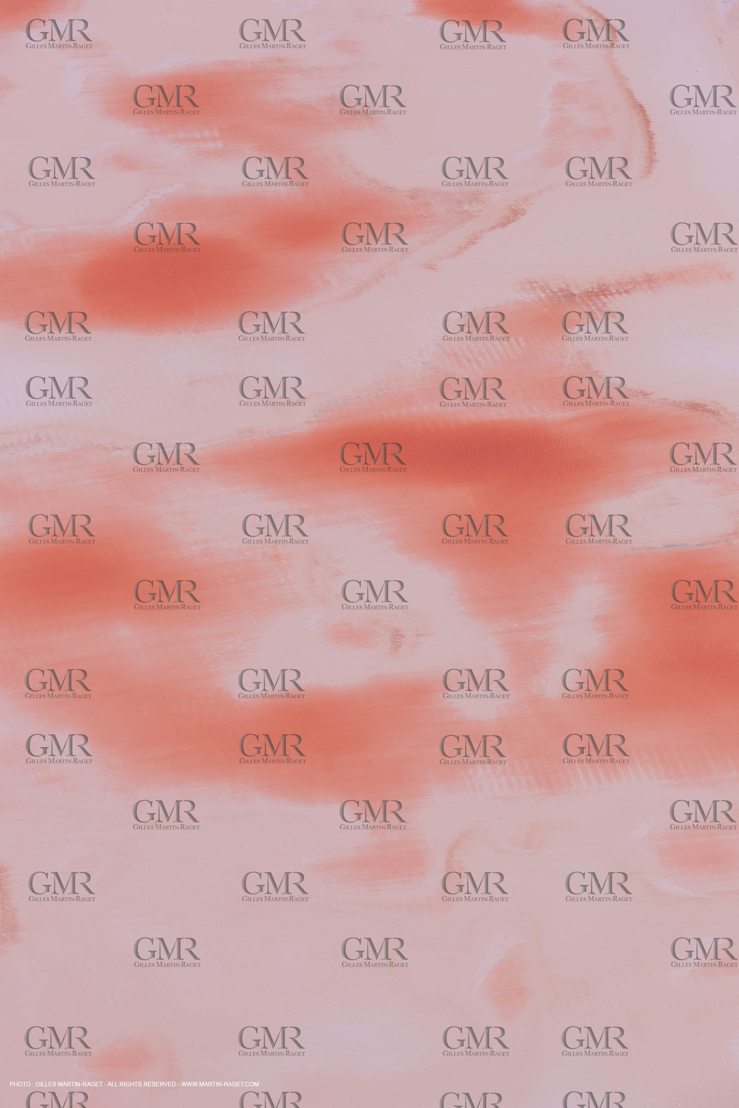 Marais salants à Aigues Mortes