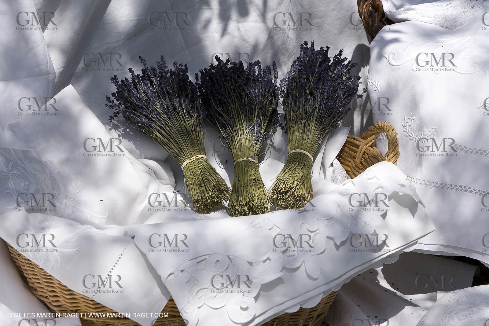 Vallon Raget, Linge de maison