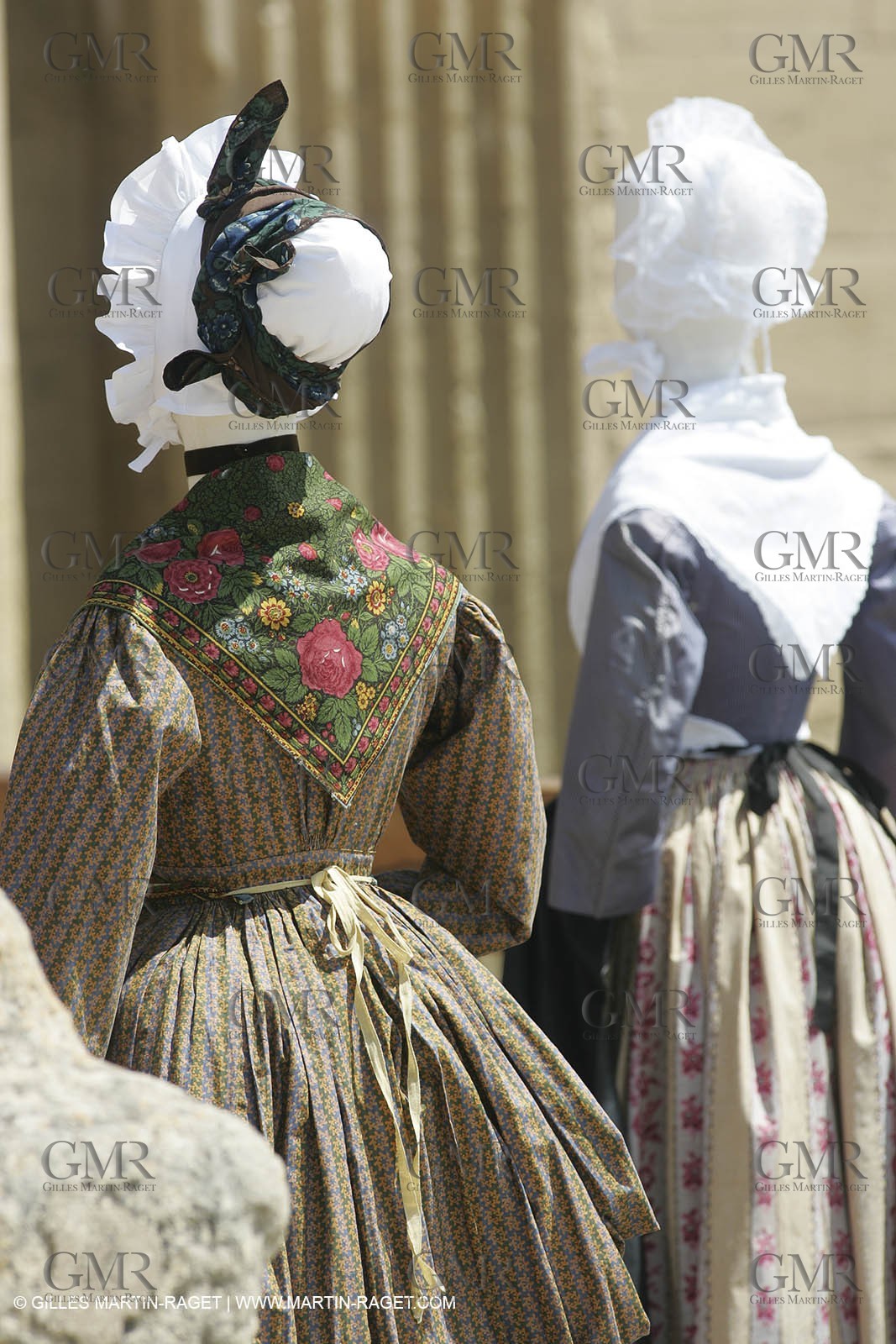 May 2004 - La Tour d'Aigues (FRA, 84) - Old costumes for women of the South exhibition