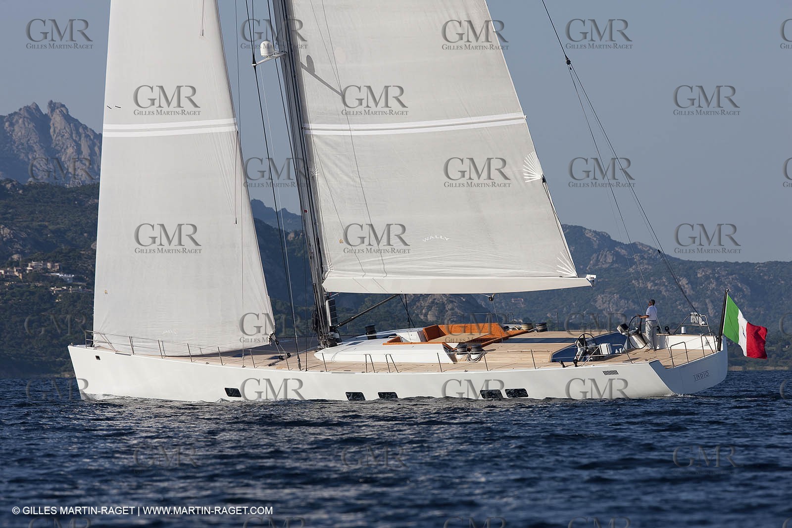 17 06 09 Porto Cervo (ITA, Sardinia) - Wally yachts - Indio 101