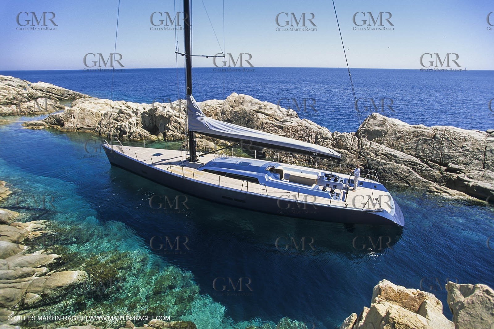 sailing, cruising, monohull at the mooring