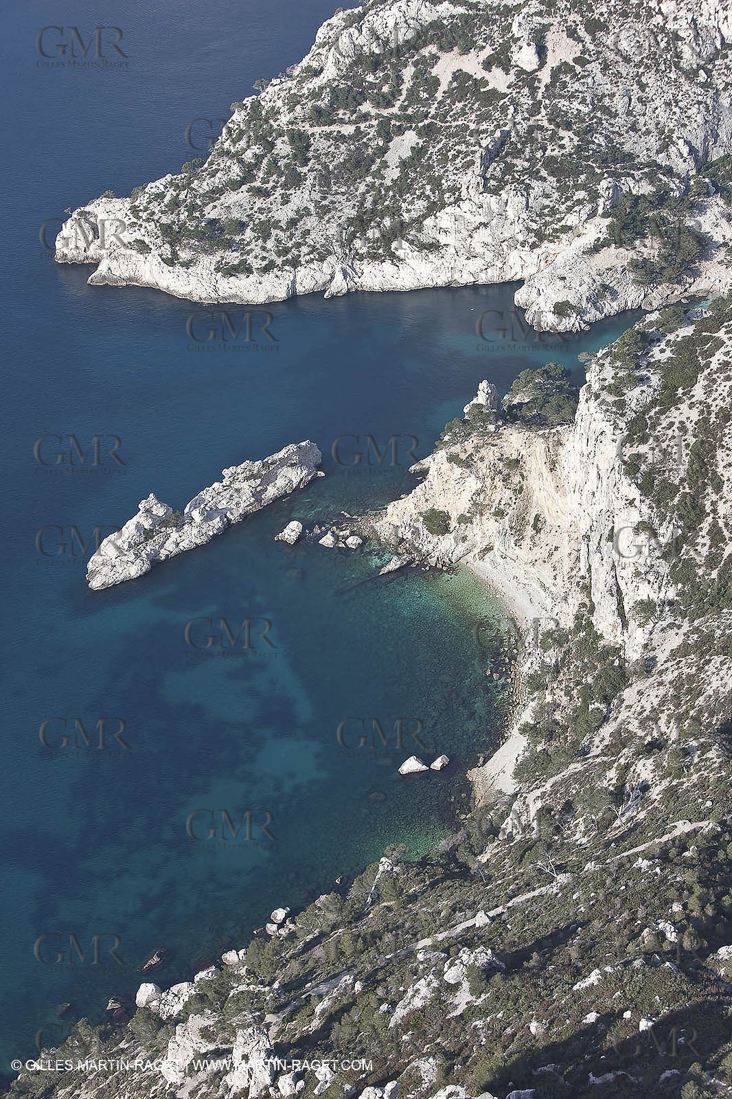 10 03 2009 - Marseille (FRA, 13) - Calanques - Les Pierres tombées (bottom), Sugitton