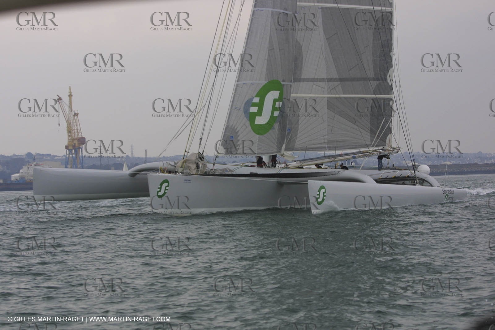 Geronimo - Jules Verne Trophy 2001 start - Brest