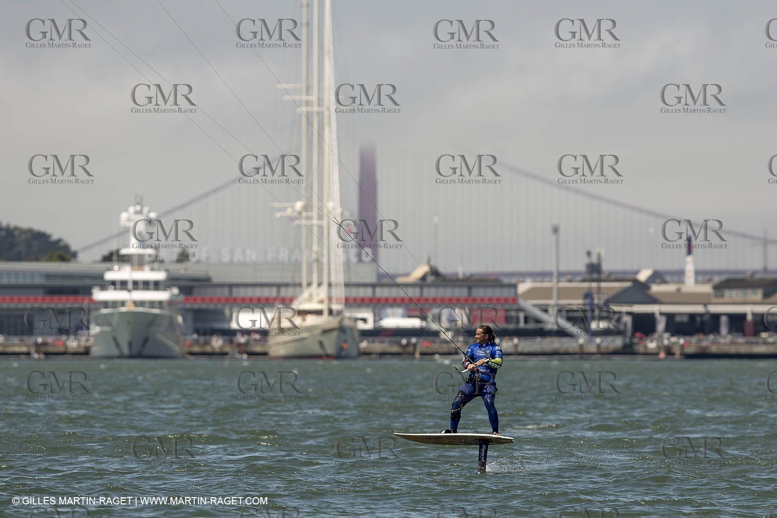 20 08 2013 - San Francisco (USA,CA) - French speed kit surfer Alex Caizergues sails with  Red Bull Youth America's Cup tem Next World Energy