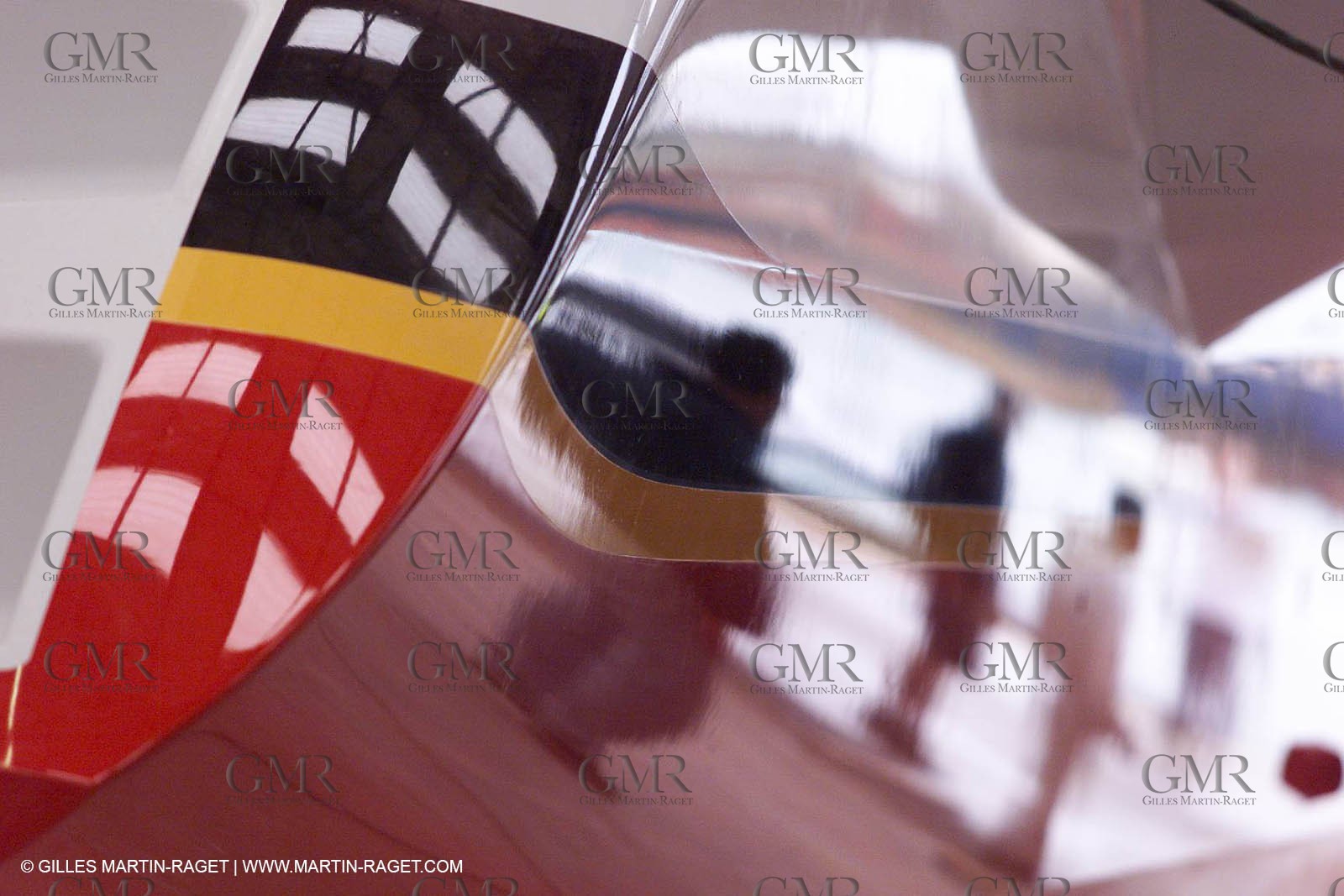 The Race - Playstation