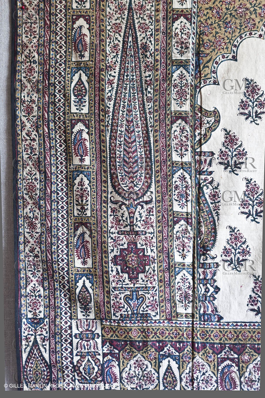 30 06 2011 - Toulon (FRA,83) - Villa Rosemaine - Indiennes sublimes exhibition