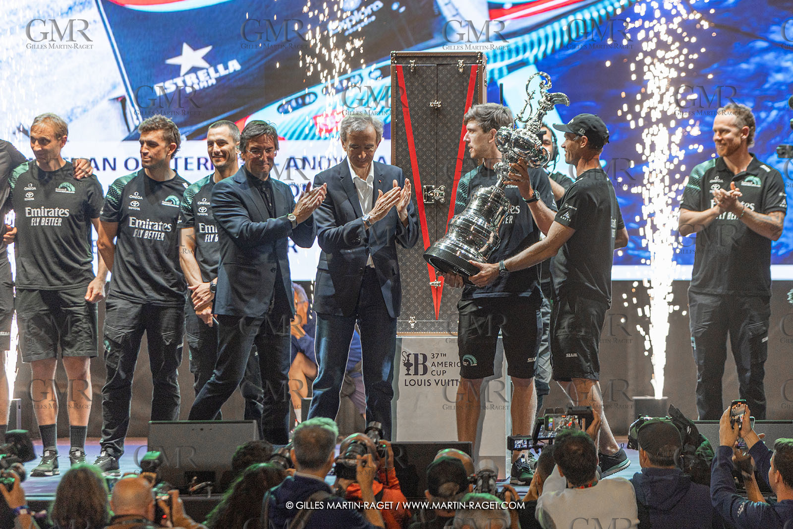 19 10 2024, Barcelona (ESP), Louis Vuitton 37th America's Cup, Final Match, Race Day 6 , Prizegiving