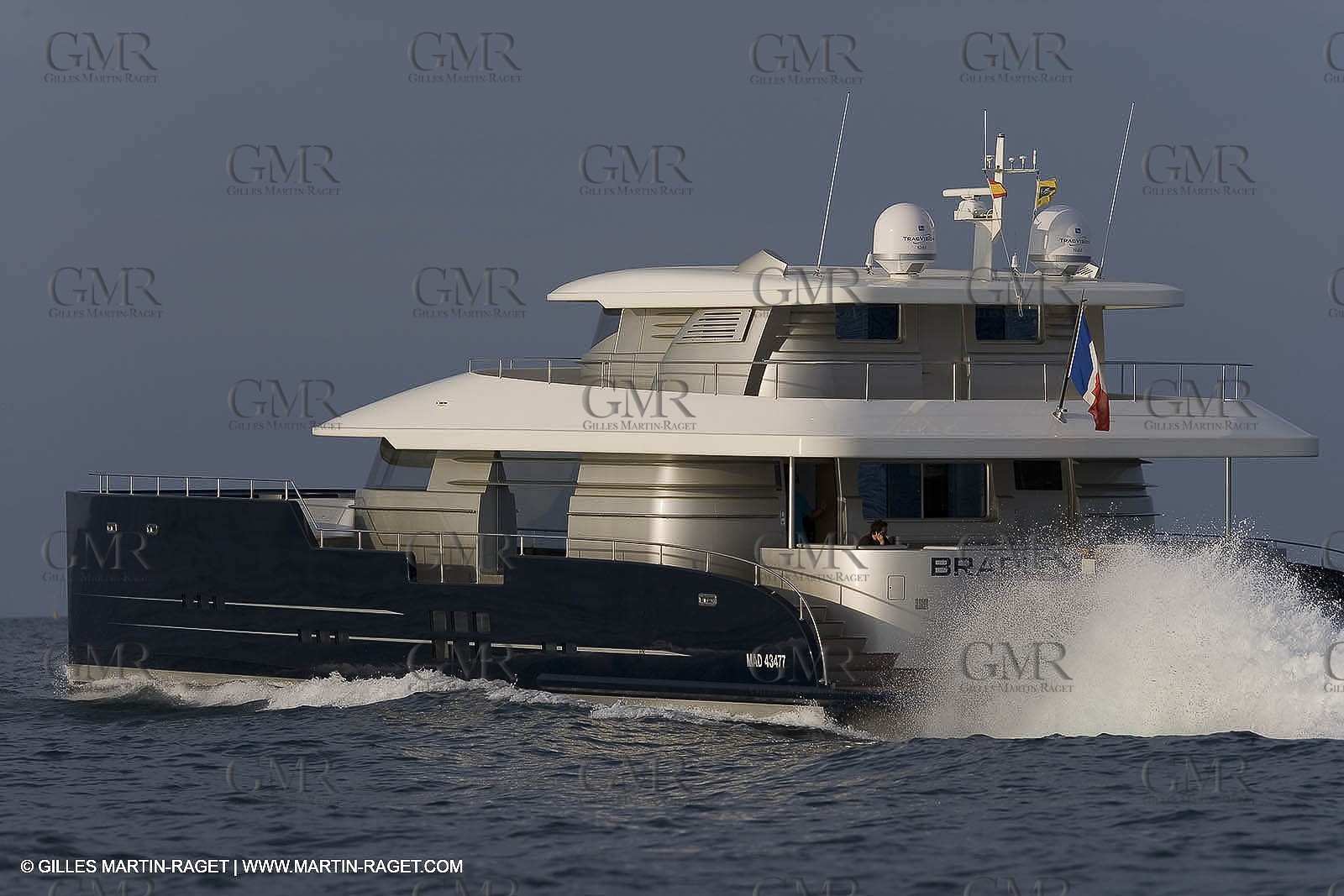 11 06 2007 - Valencia (Spain) - Super Yacht Catamaran Bradley, Gilles Vaton design built by H2X in la Ciotat (France)
