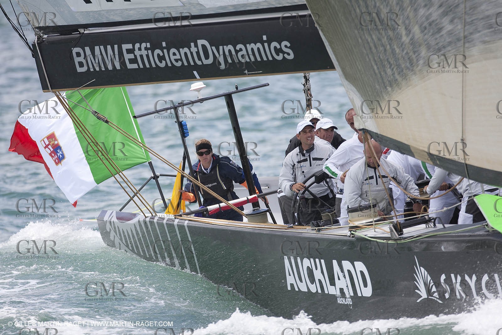 30 01 2009 - Auckland (NZL) -  Louis Vuitton Pacific Series -  Racing Day 1 - Emirates Team New Zealand Vs Damiani Italia