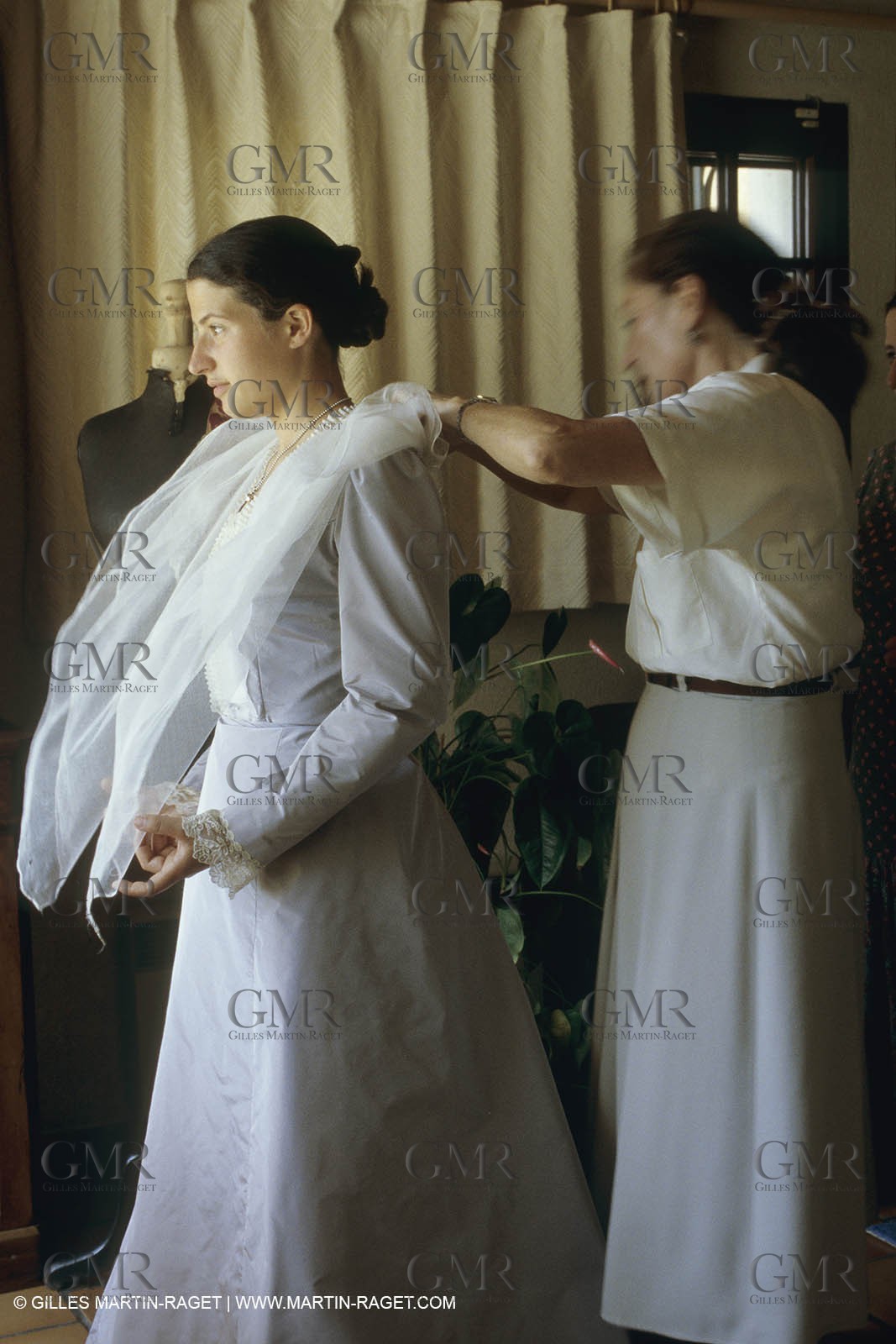 France, Provence, Traditionnal costume from Arles