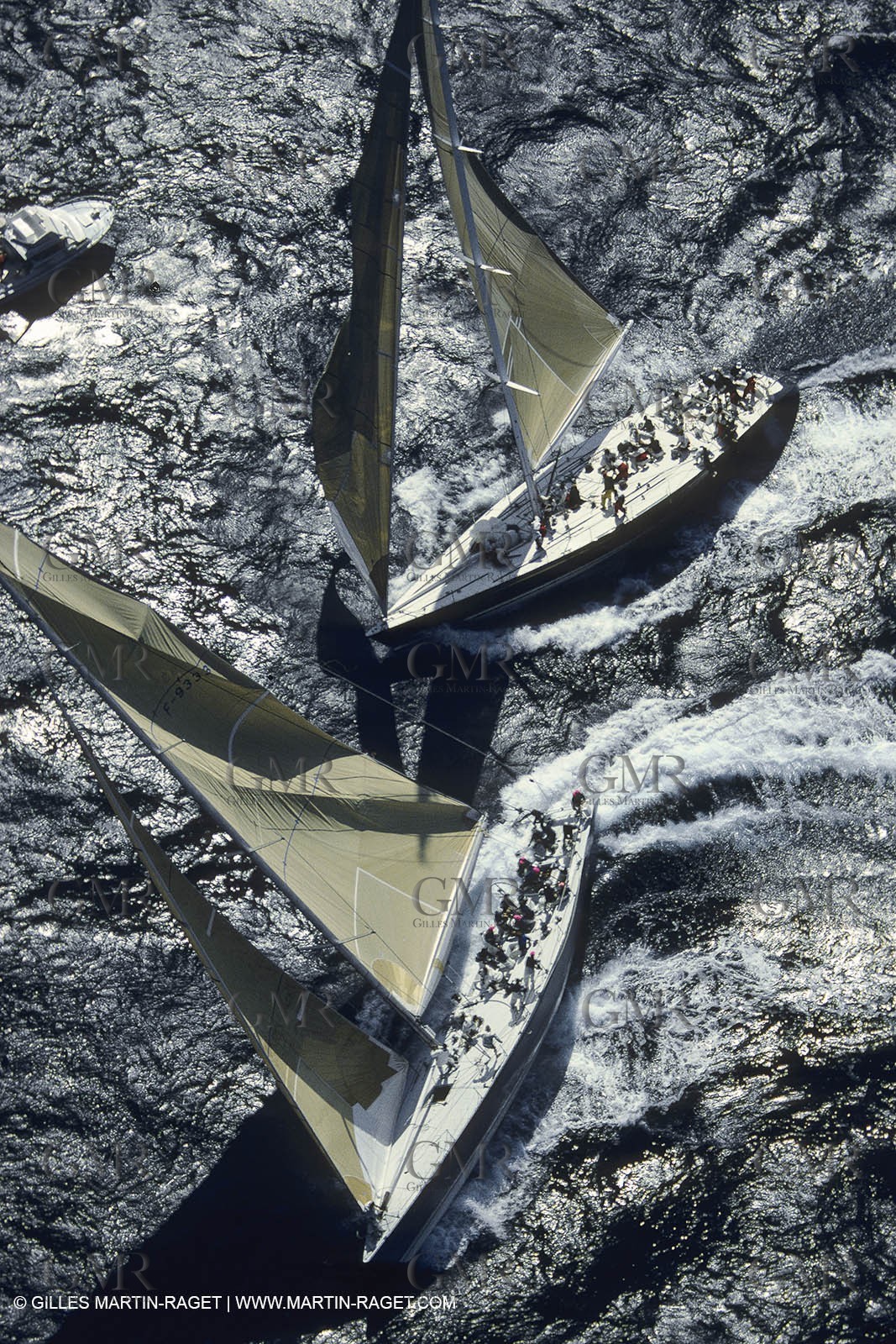 Yacht racing, Maxi monohulls