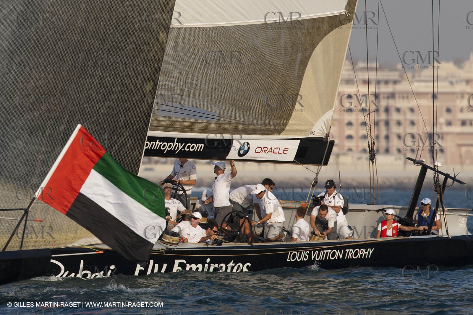 21 11 2010 - Dubai (UAE) - Dubai Louis Vuitton Trophy -  Round 2 - BMW ORACLE Racing