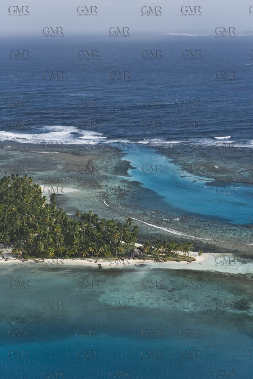 01 02 2008 - San Blas Archipelago (Panama) - Motor Yacht Senses