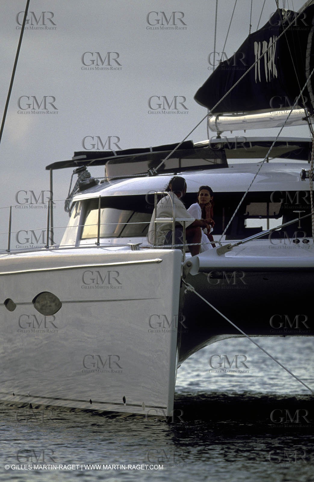 Cruising - People - Doing nothing