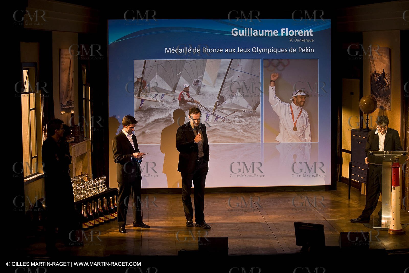 12 08 08 - Paris (FRA) Edouard VII theater - French Sailing Federation - Champions party - French Sailor of the year : Francis Joyon