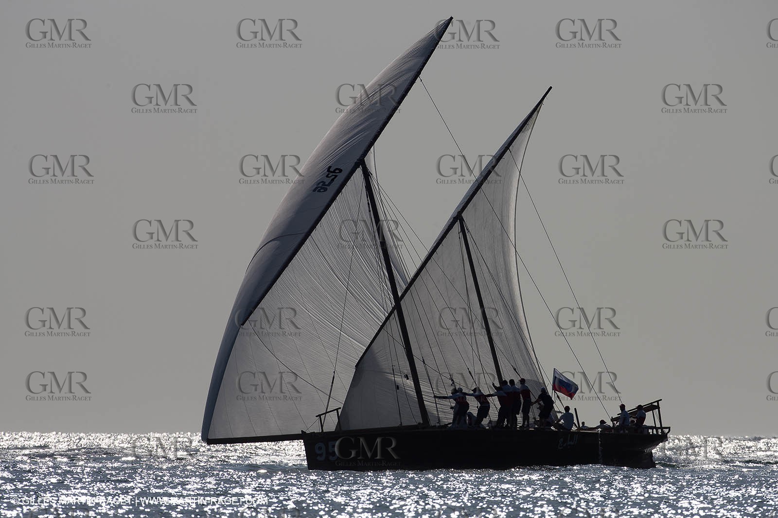 20 11 2010 - Dubai (UAE) - Dubai Louis Vuitton Trophy - Traditionnal dhow races for competing teams