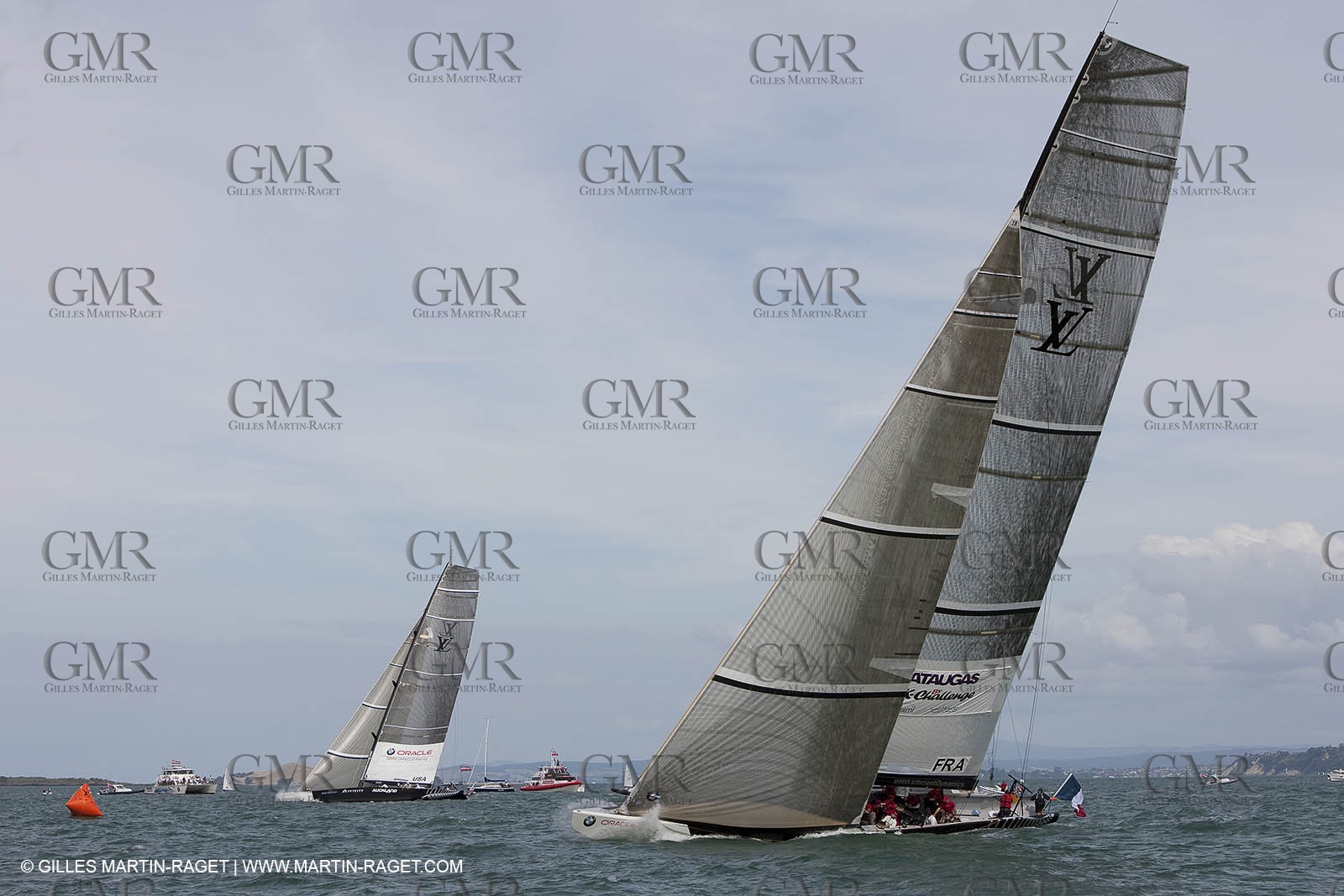 01 02 2009 - Auckland (NZL) -  Louis Vuitton Pacific Series -  Racing Day 4 - Round Robin 2 - BMW ORACLE RAcing Vs Pataugas by K-Challenge