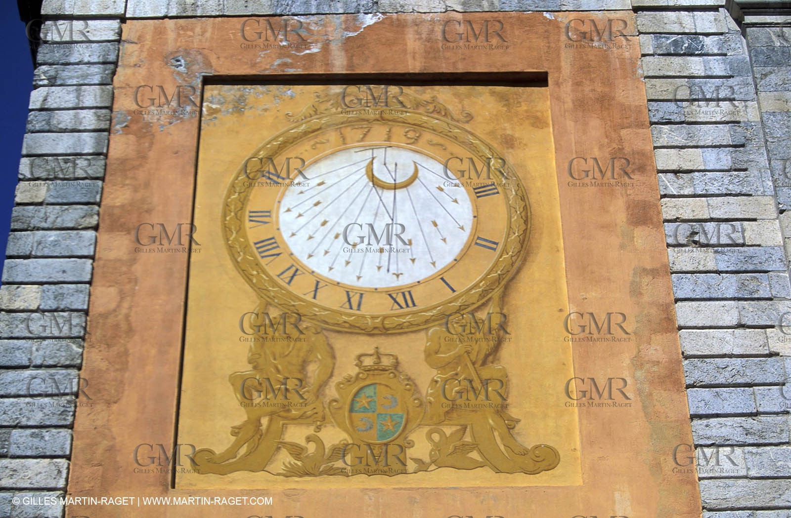 Solar clock from Hautes Alpes