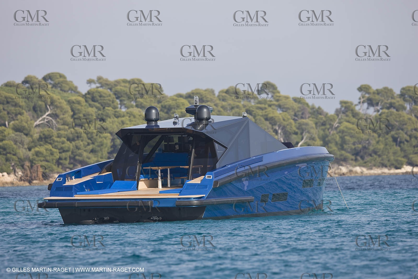 14 10 2008 - Cannes (FRA, 06) - Super yachts - motoryachts - Wally yachts - Wallypower 64