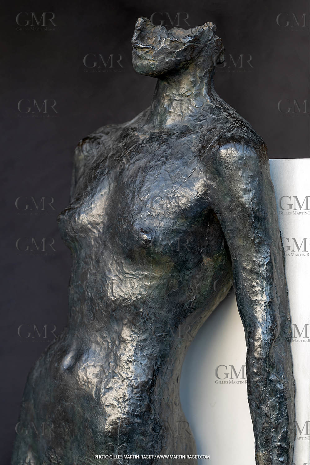 05 01 2023, Arles (FRA, 13), Oeuvre de Germaine Richier, Torse II, 1941, Epreuve d'exposition