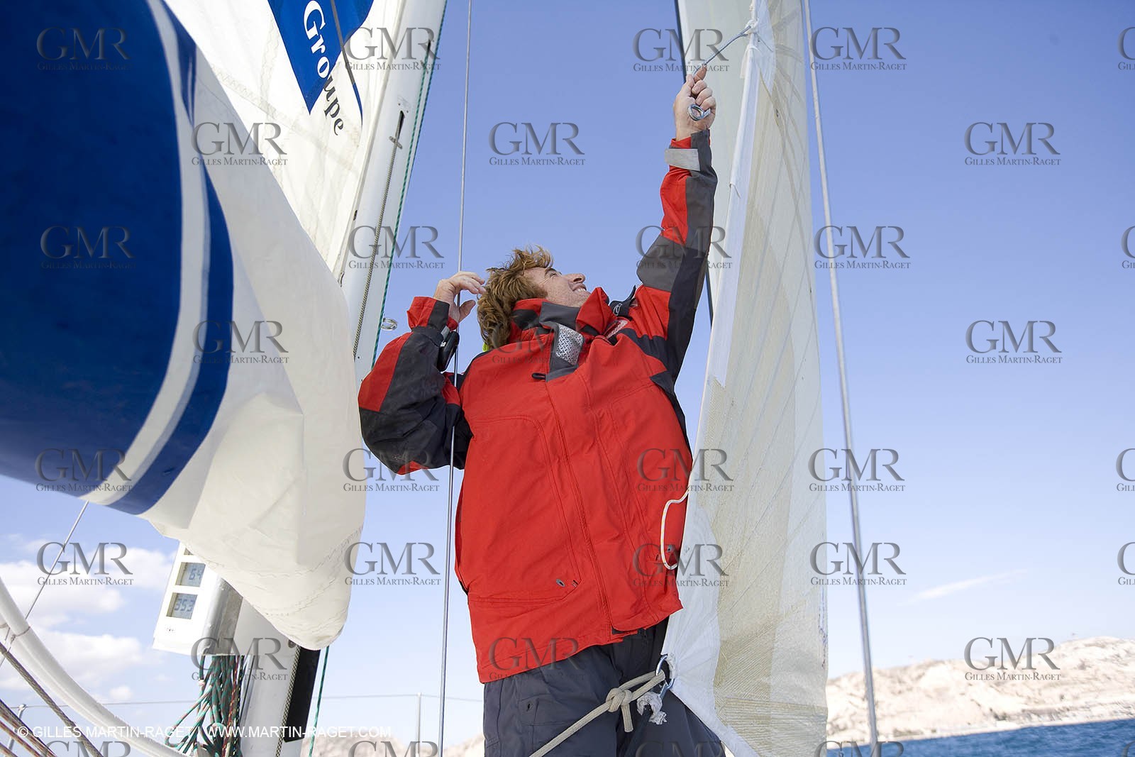 28 09 2007 - Marseille (FRA, 13) - Aigle Marine weather clothing showed in action by salors Marc Emig et Luce Molinier