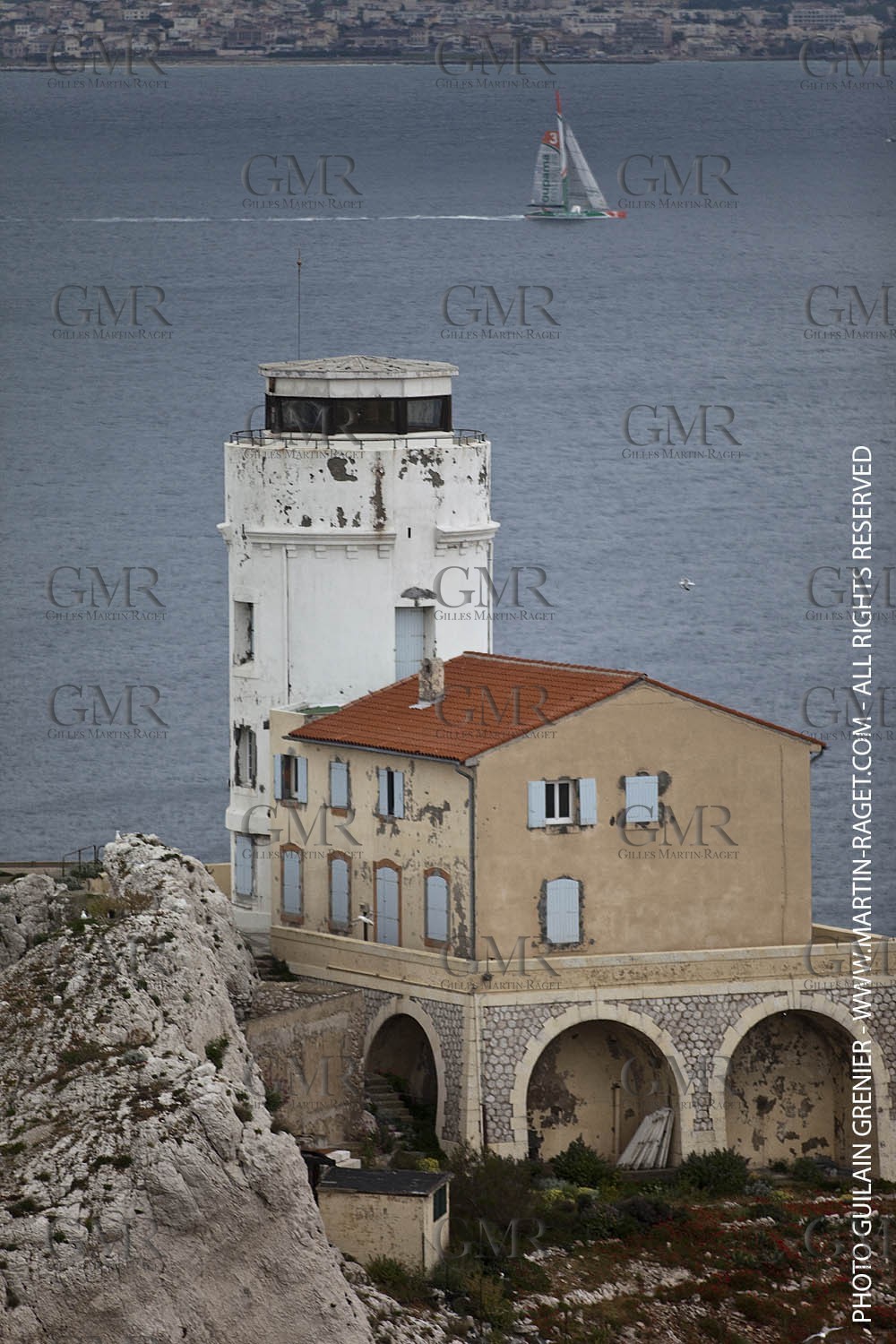 05 14 09 - Marseilles - Mediterranean Record - Groupama 3 - Franck Cammas - G Class - Start from Marseilles to Carthage (Tunisia)