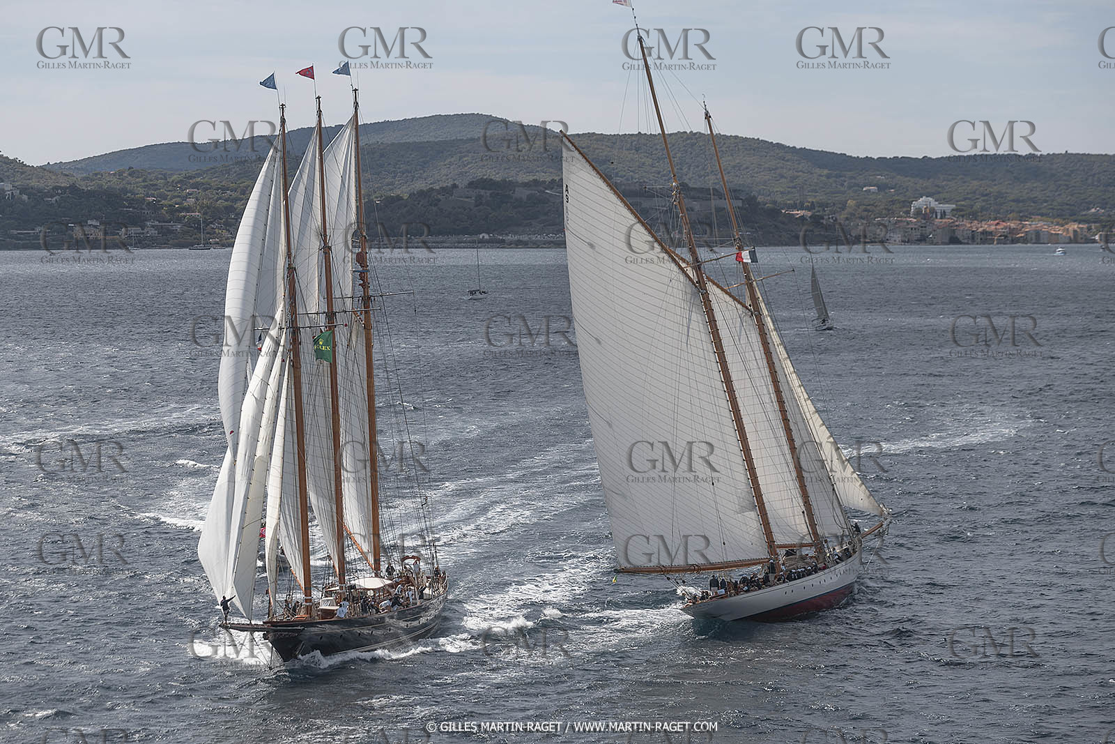28 09 2022? Saint-Tropez,(FRA,83), Les Voiles de Saint-Tropez 2022 Régate N° 2 poup les modernes, navigation libre pour les grandes goélettes