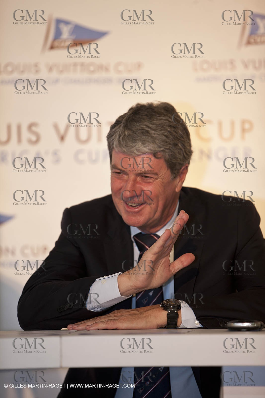 27 11 2010 - Dubao (UAE) - 34th America's Cup - Louis Vuitton Partnership announcement - Yves Carcelle
