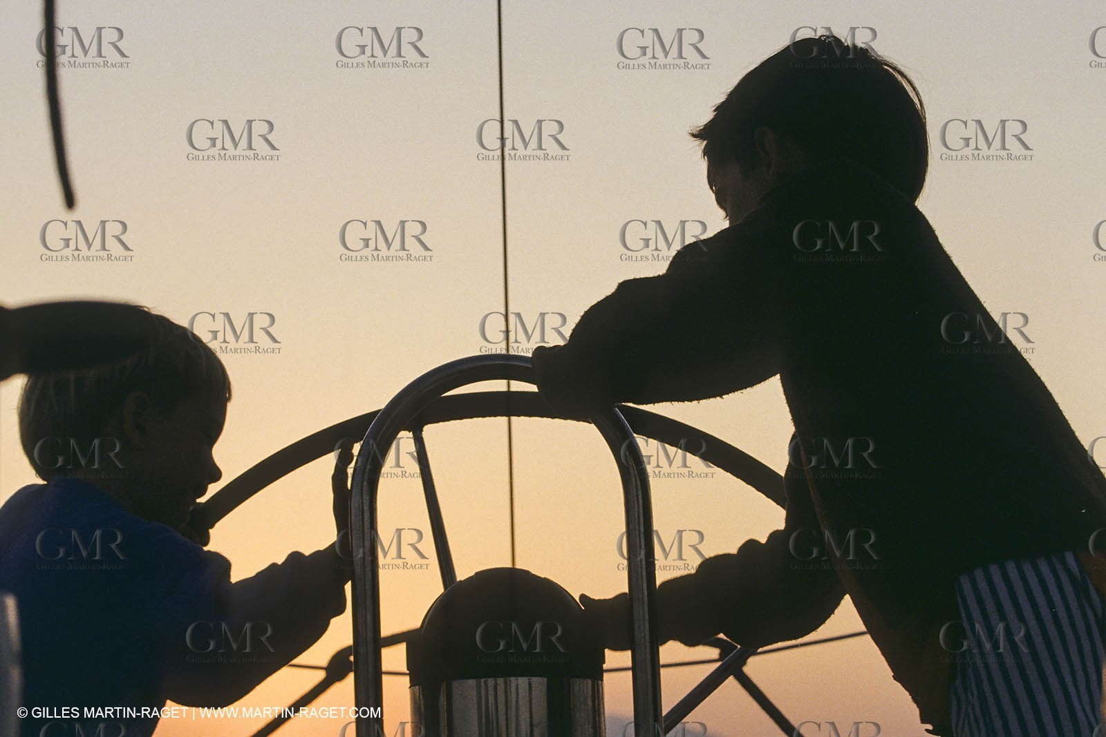 Sailing, cruising, people, children