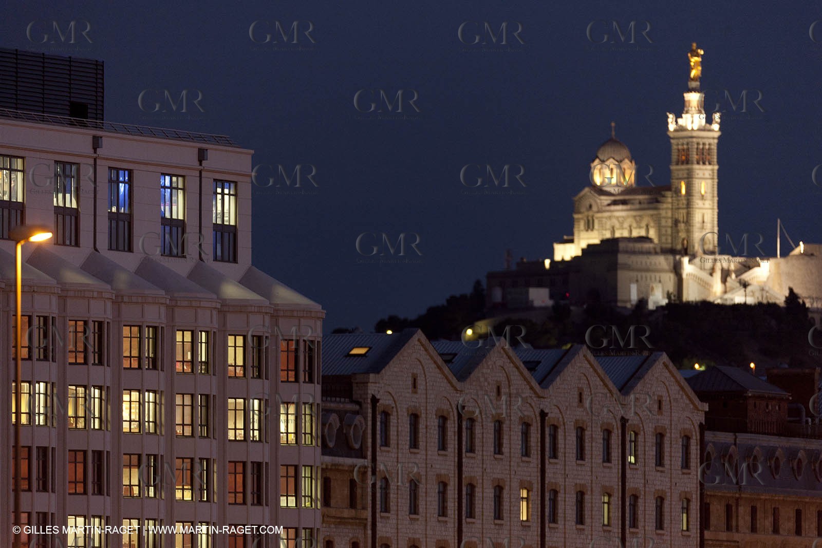 08 03 2012 - Marseille (FRA, 13) - Euromediterranée distrcit - The silos - Les docks, Notre Dame de la Garde