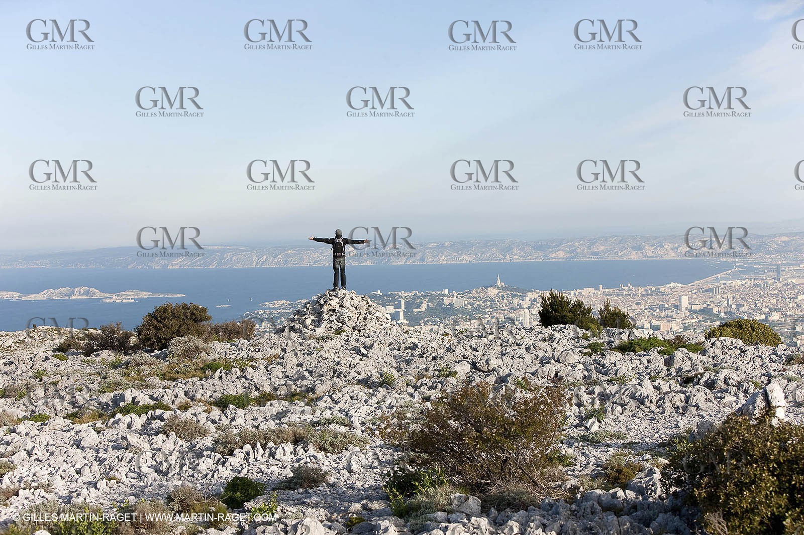 30 04 2009 - Marseille (FRA, 13) - Les Calanques - At the summit of Mount Puget