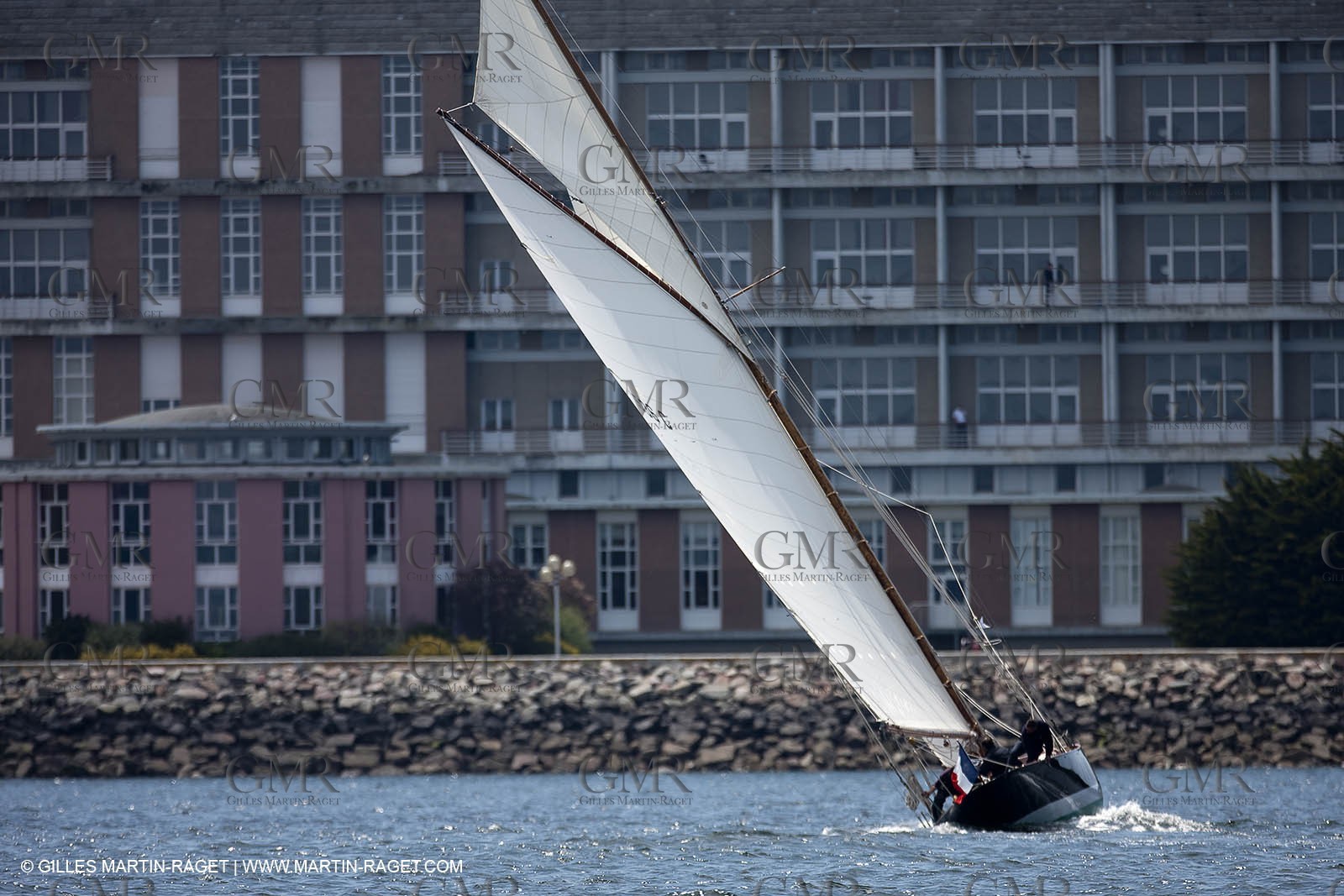 19 05 2010 -  Lanveoc Poulmic (FRA,29) - French Navy School Grand Prix - Pen Duick