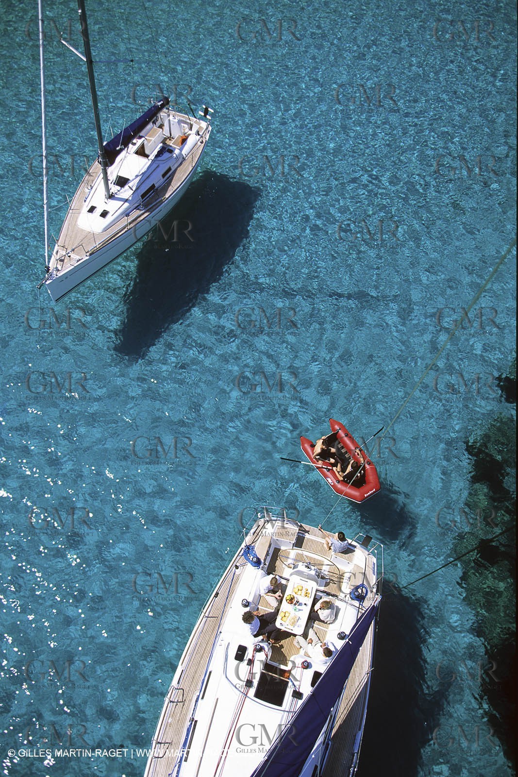 Cruising monohull mooring