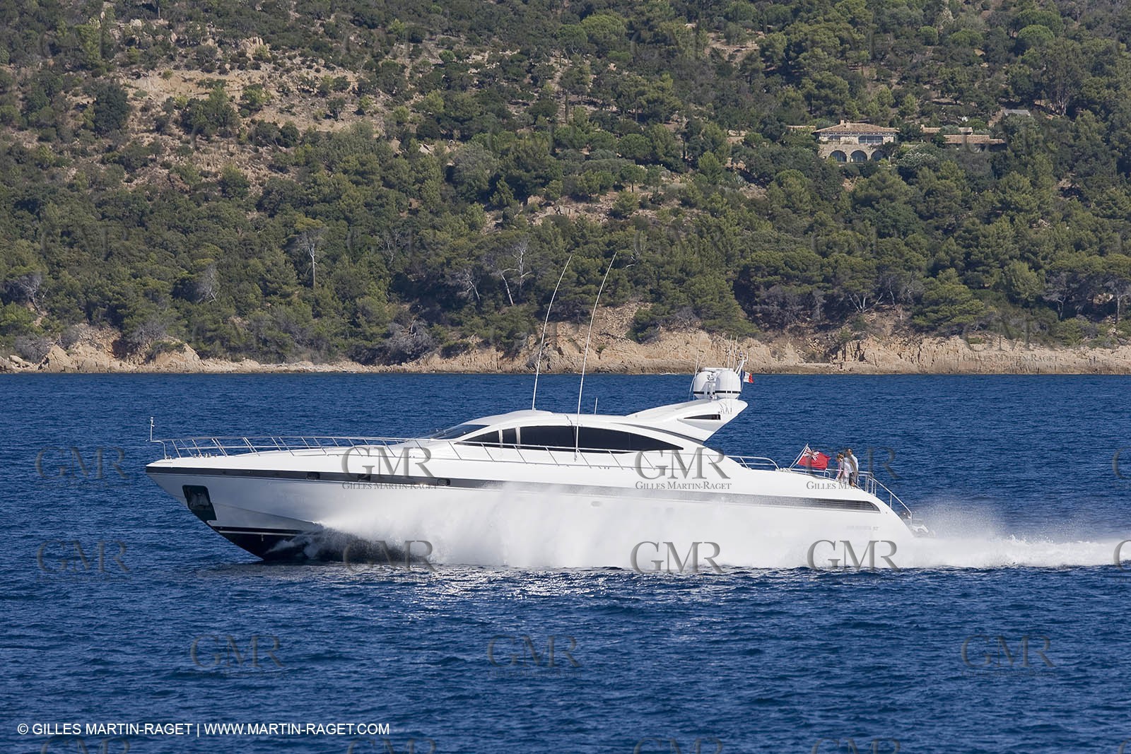 06 09 2007 - Saint Tropez (FRA, 83) - Superyachts - Motoryachts - Mangusta 92 Triple Fun in Saint Tropez - Mooring at Club 55 at Pampelonne Beach