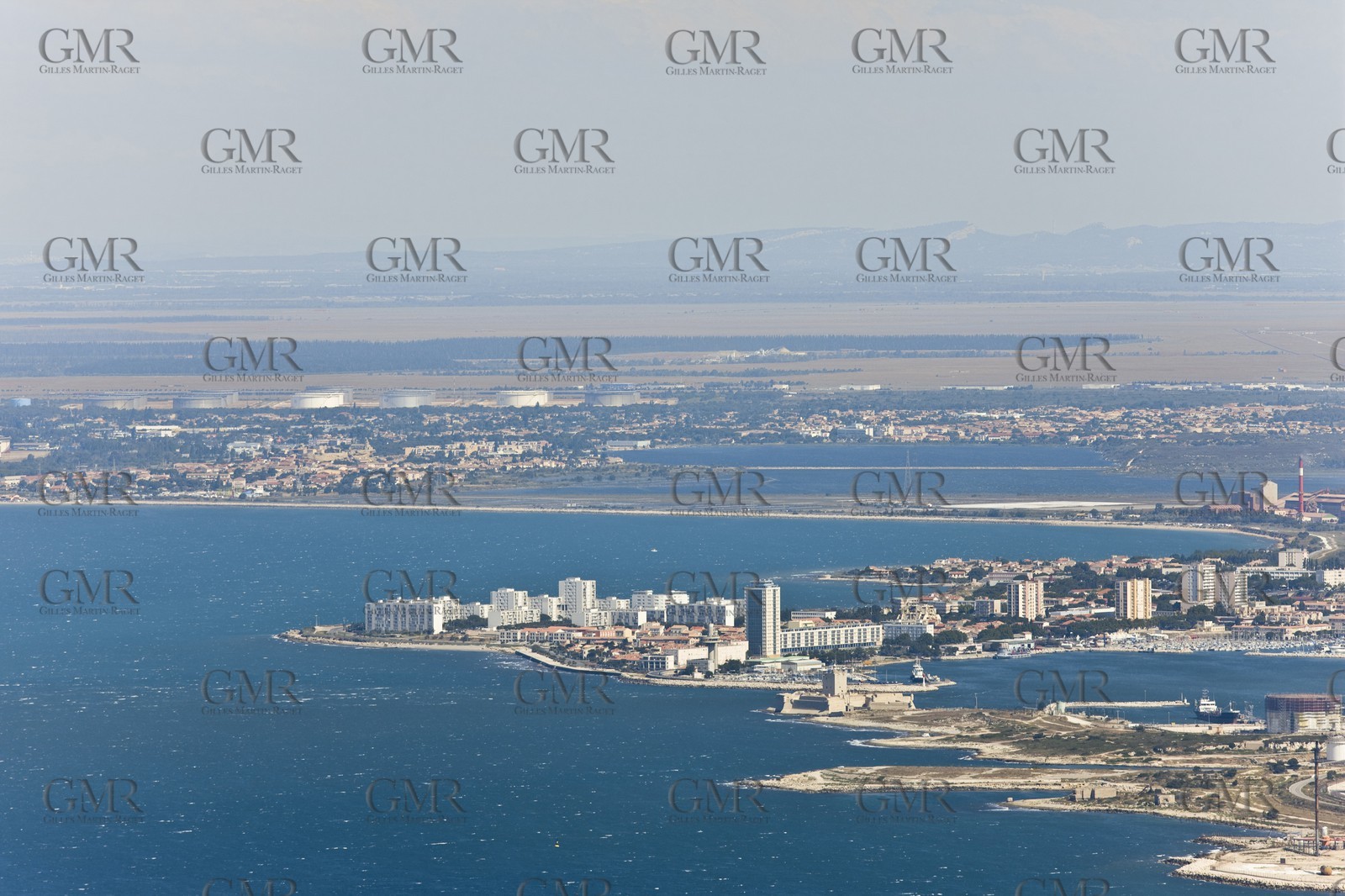 14 07 2008 - french coast in Fos gulf and Port de Bouc area