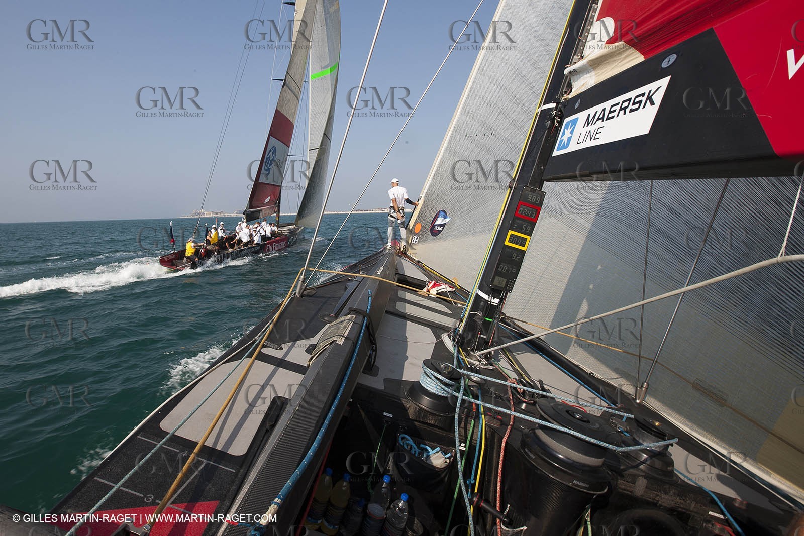 14 11 2010 - Dubai (UAE) - Dubai Louis Vuitton Trophy -  BMW ORACLE Racing - Training - Onboard Vs All 4 one