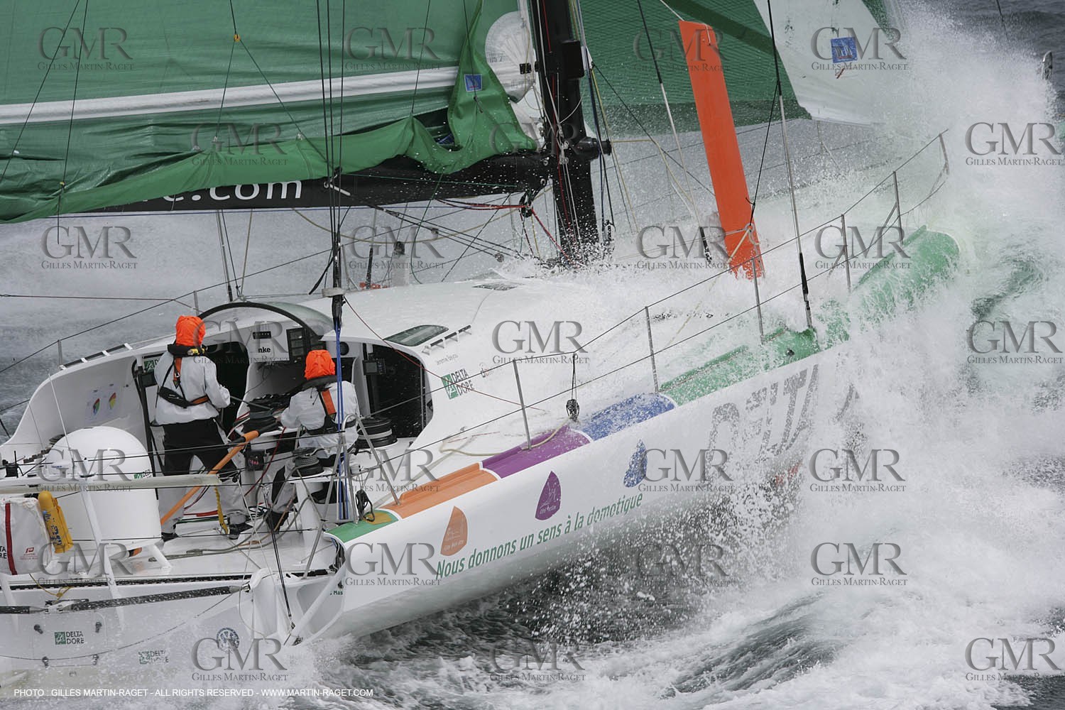 21 06 2007 - Belle Ile en mer (South Britanny, France) - Monocoques IMOCA - Delta Dore (Jeremie Beyou) à l'entraînement