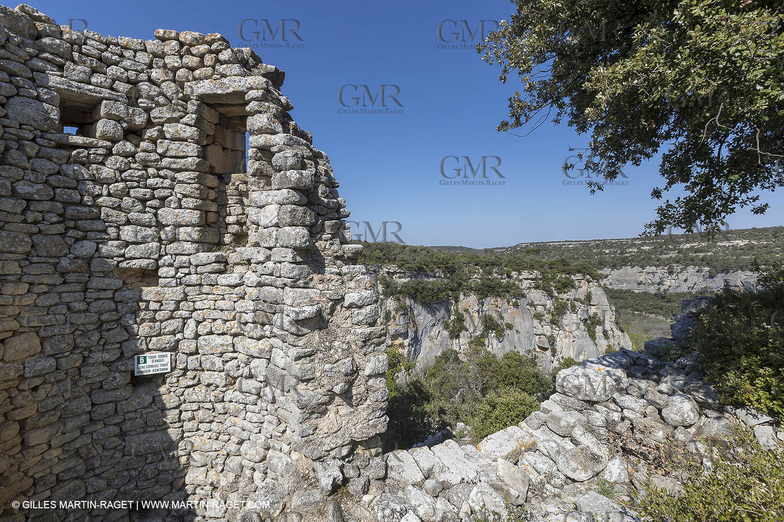 19 04 2018, Buoux (FRA,84), fort de Buoux