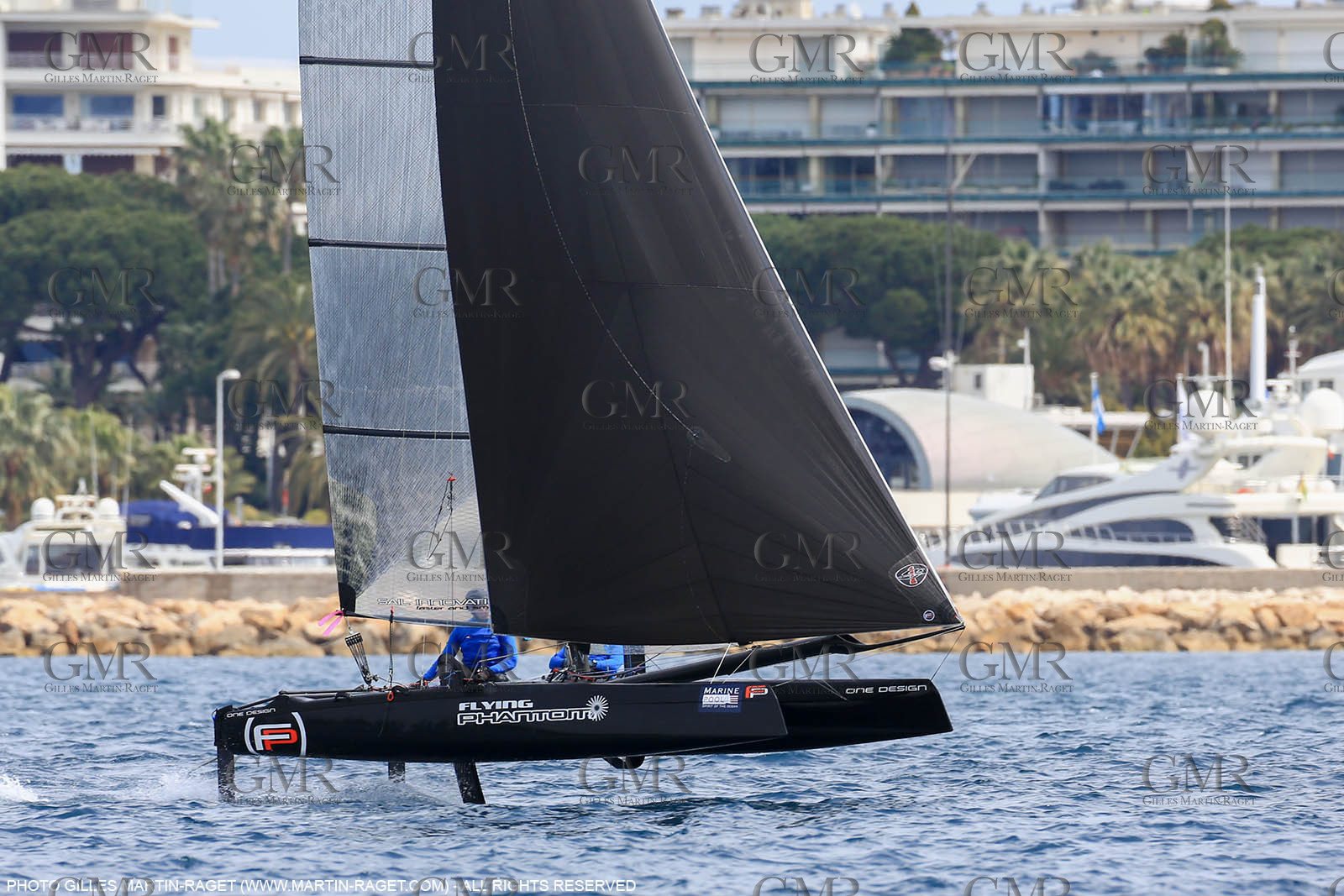 09 04 2016, Cannes (FRA, 06), Flying Phantom Series Cannes 2016