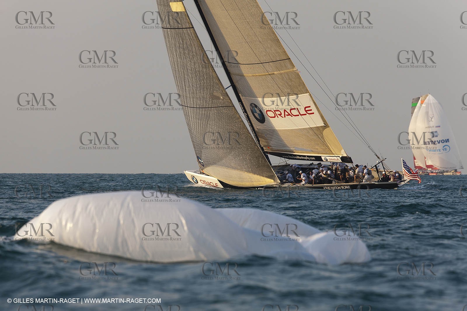 22 11 2010 - Dubai (UAE) - Dubai Louis Vuitton Trophy -  Round 2 - BMW ORACLE Racing Vs Emirates Team New Zealand