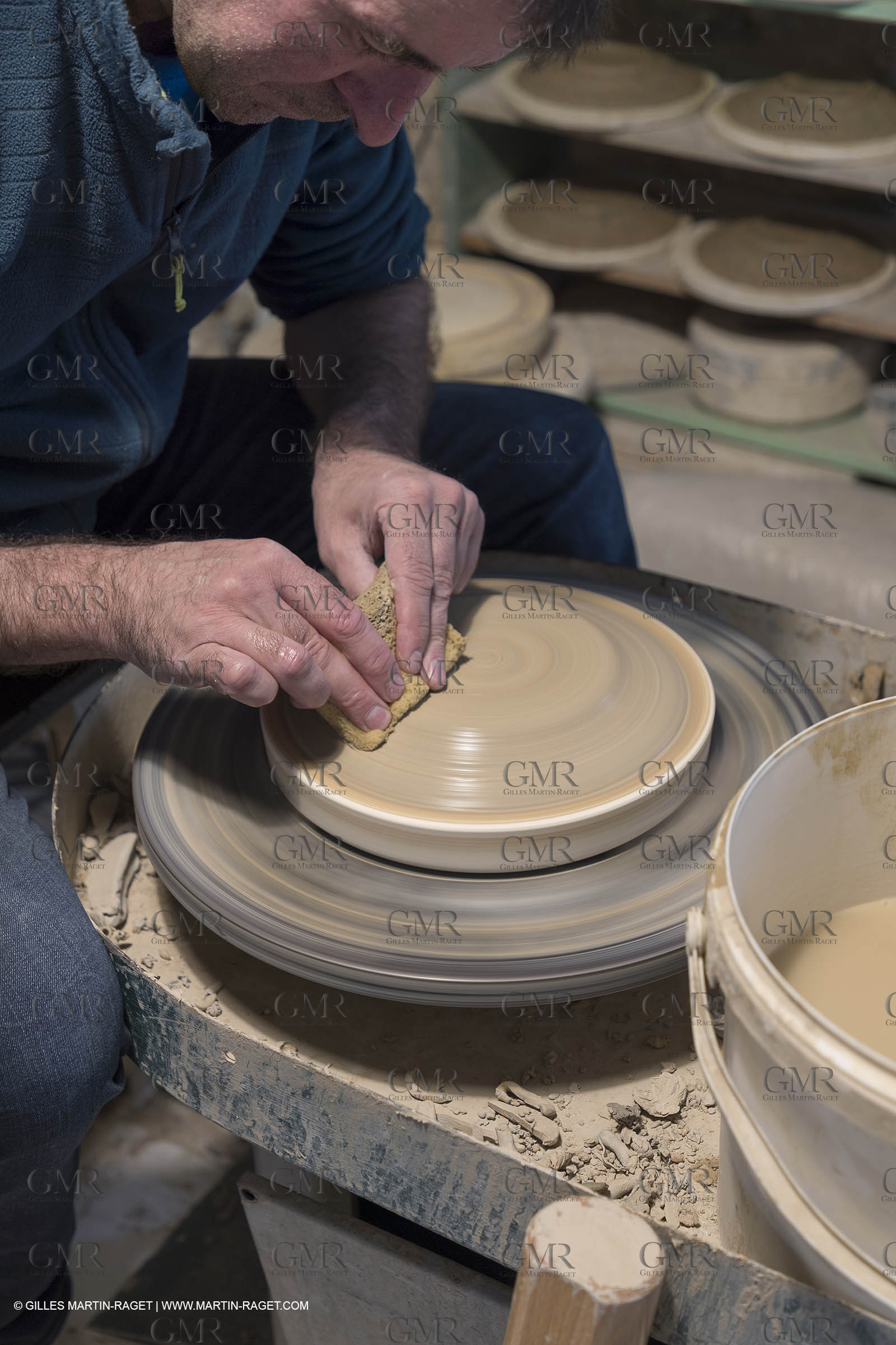 17 05 2018, Apt (FRA,84), Atelier de Faïence Rigo