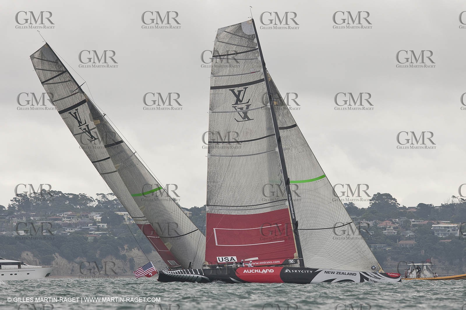 11 02 2009 - Auckland (NZL) -  Louis Vuitton Pacific Series -  Racing Day 11 - sail off