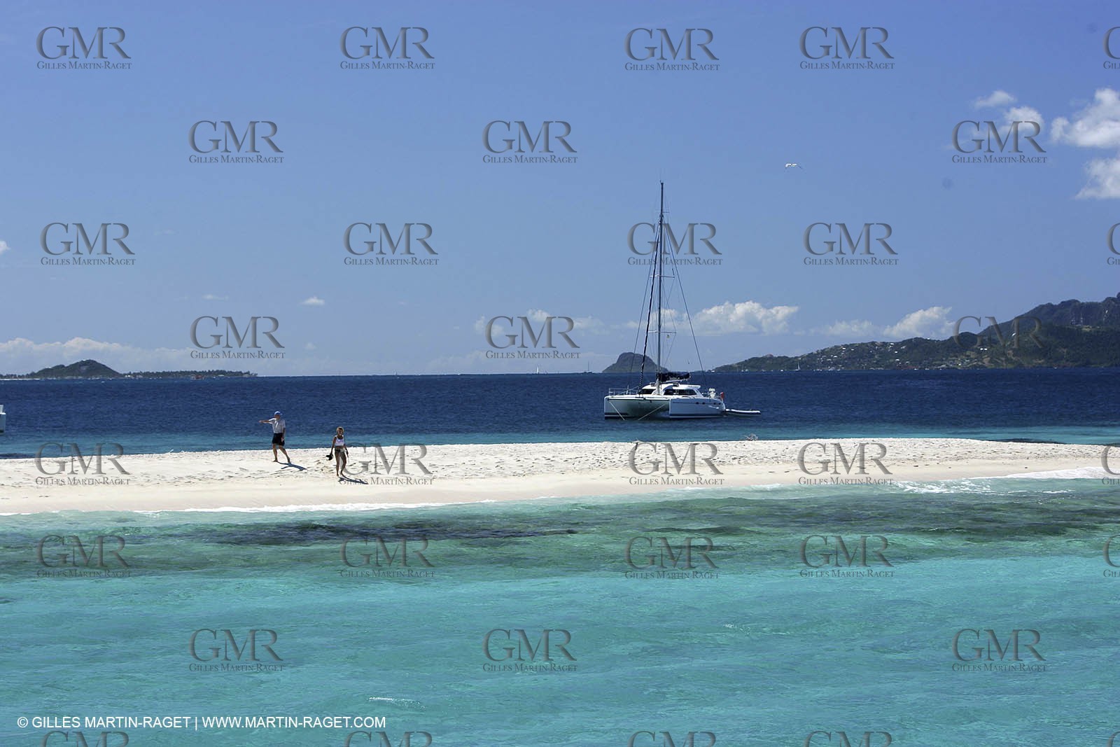 Cruising multihull mooring