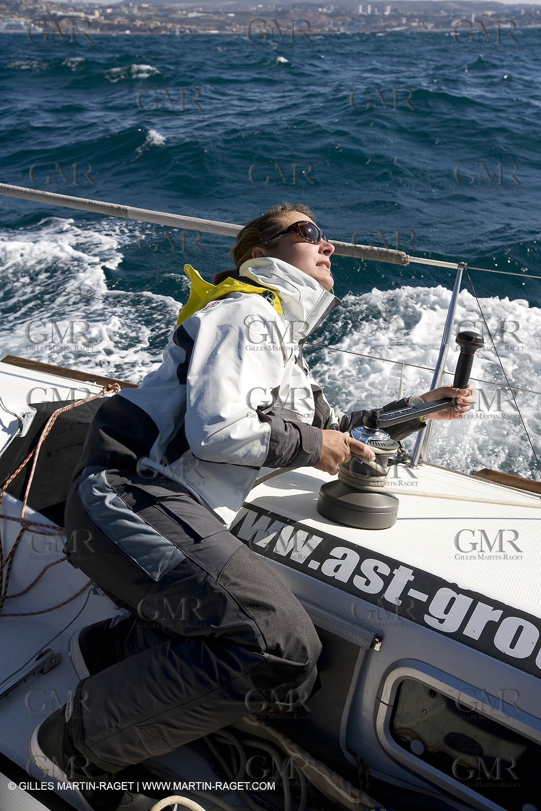 28 09 2007 - Marseille (FRA, 13) - Aigle Marine weather clothing showed in action by salors Marc Emig et Luce Molinier