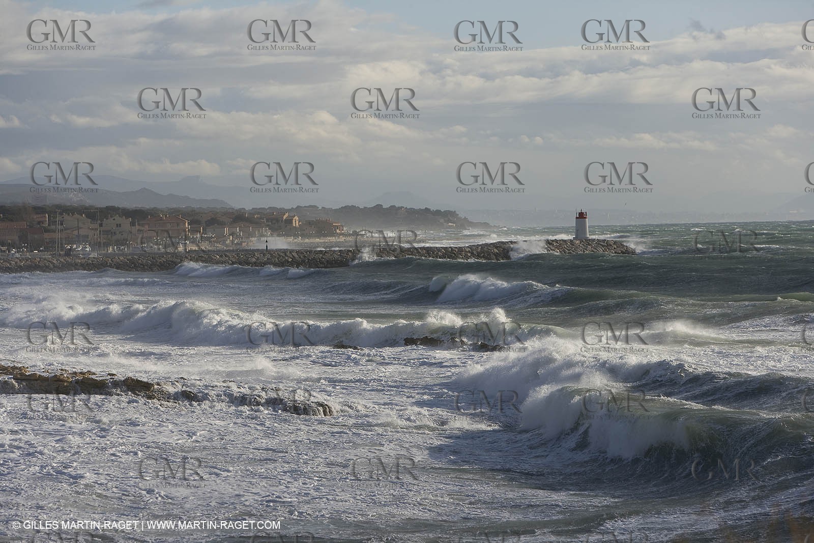 03 01 2008 - Sausset les Pins (FRA, 13) - Esaterly gale